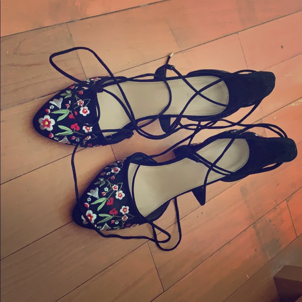 Forever 21 Heels . Wore Once .Size 8